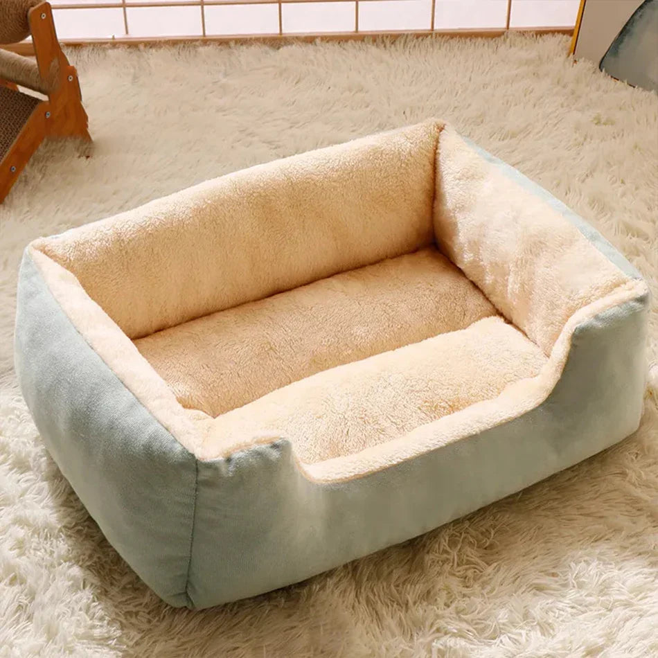 Plush Bed for Cats and Dogs for Comfortable Rest and Relaxation